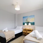 Tur An Tsaile - Galway Lakeside Apartments