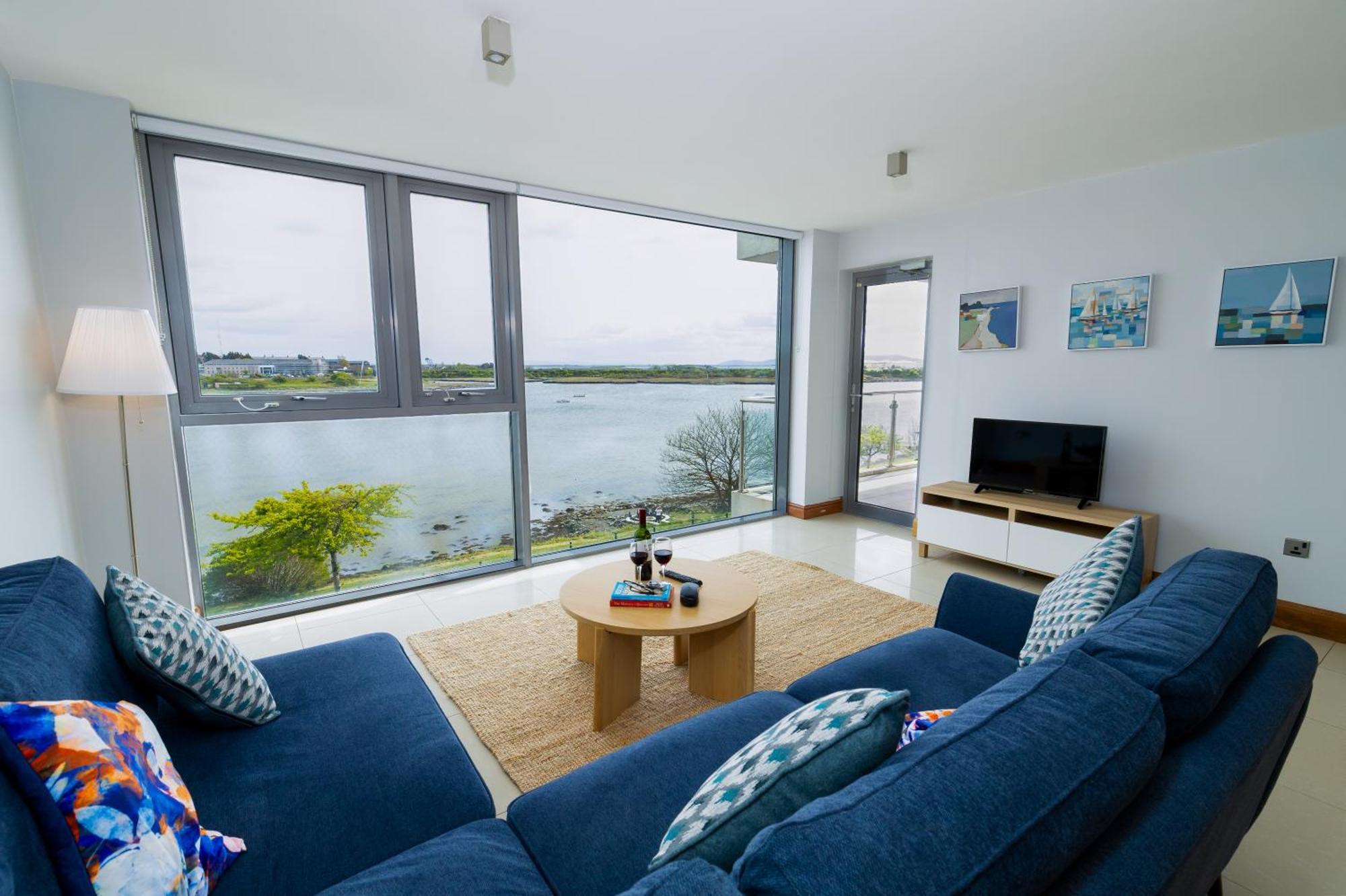 Tur An Tsaile - Lakeside * Galway